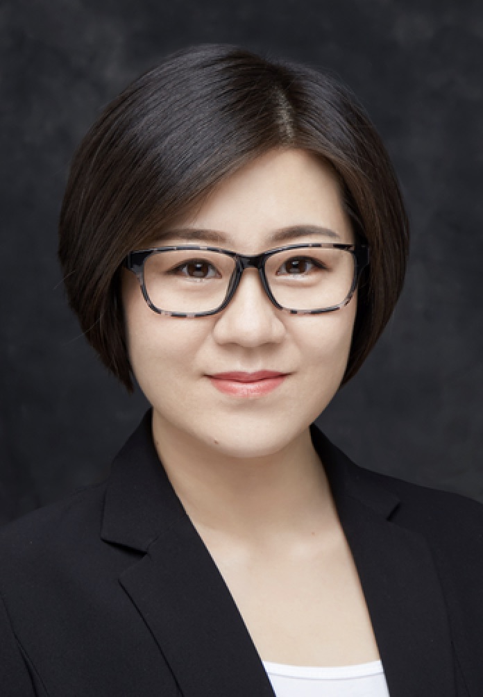 Yanfei Lang - PARTNER LAWYER