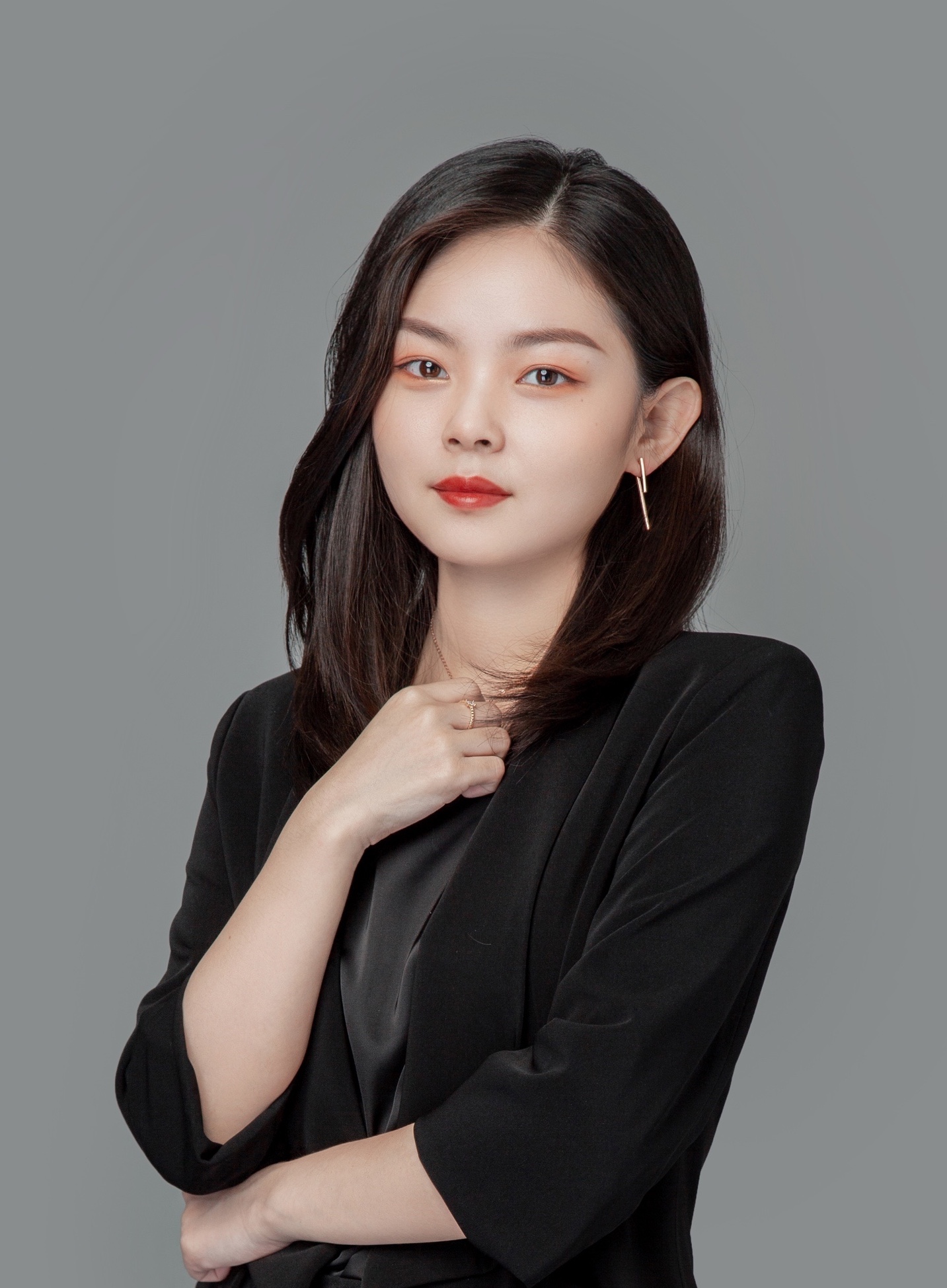 Nancy Xia - LAWYER